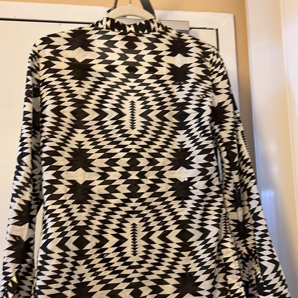 Toryburch long sleeve top used in good condition - Picture 5 of 6